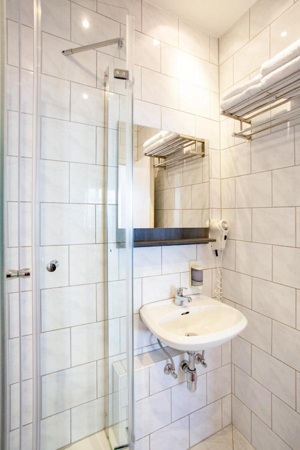 Standard Double Room,1323954466:JPEG