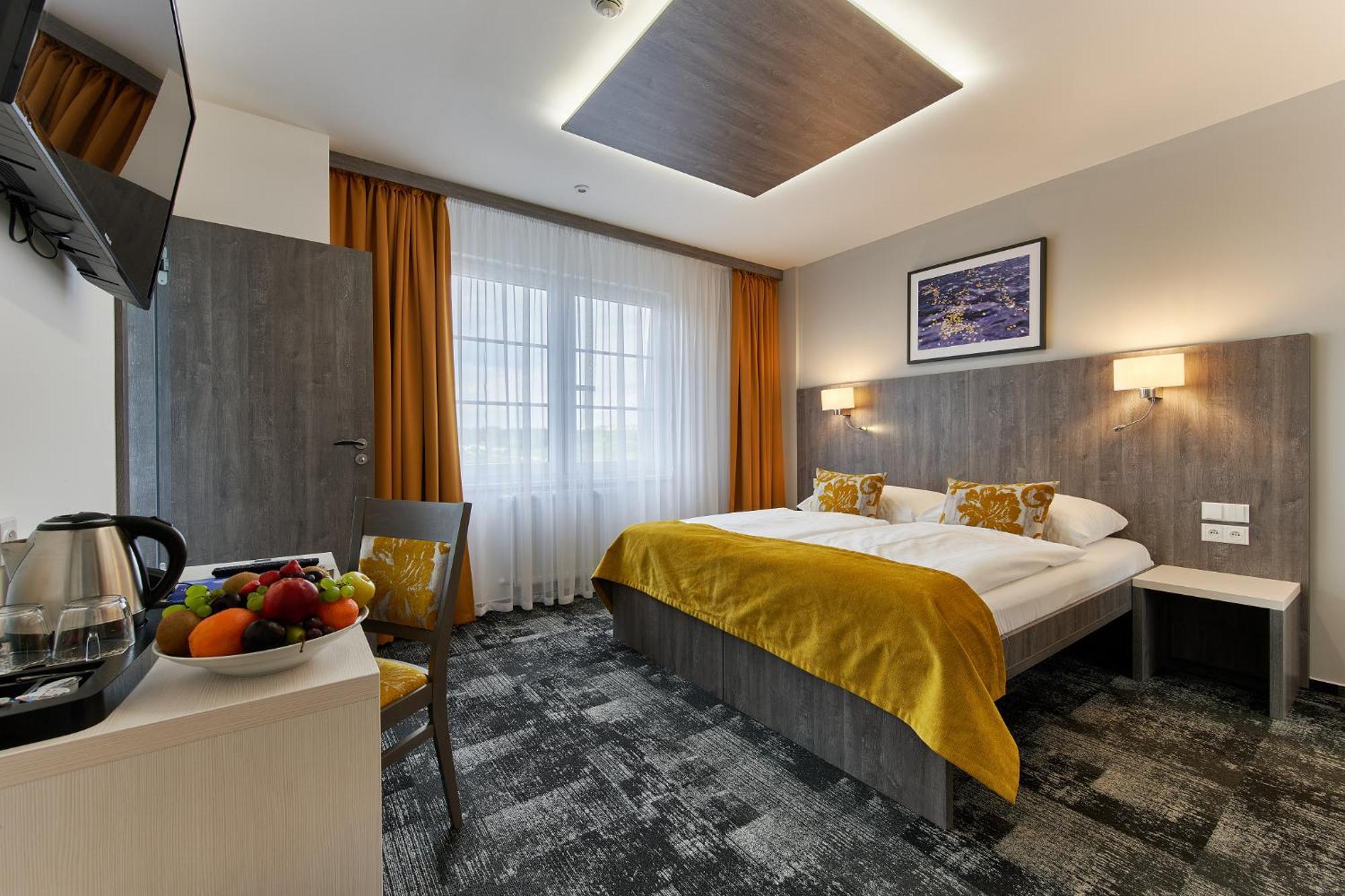 Deluxe Double Room with Water and Sauna World Access,1722884812:JPEG