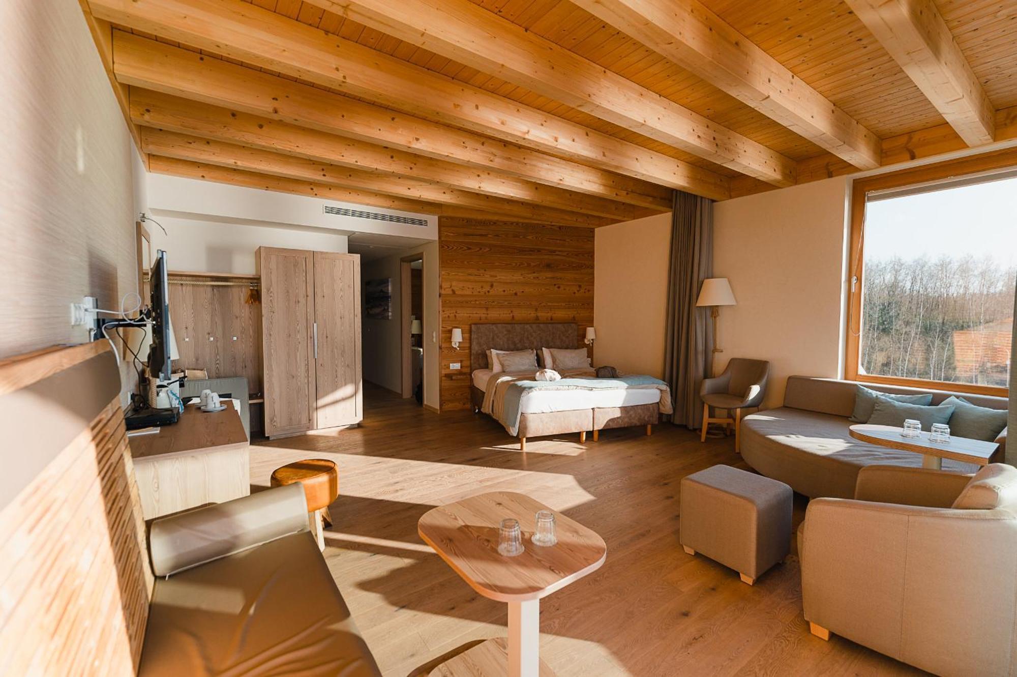 Family Suite Spa Lake View