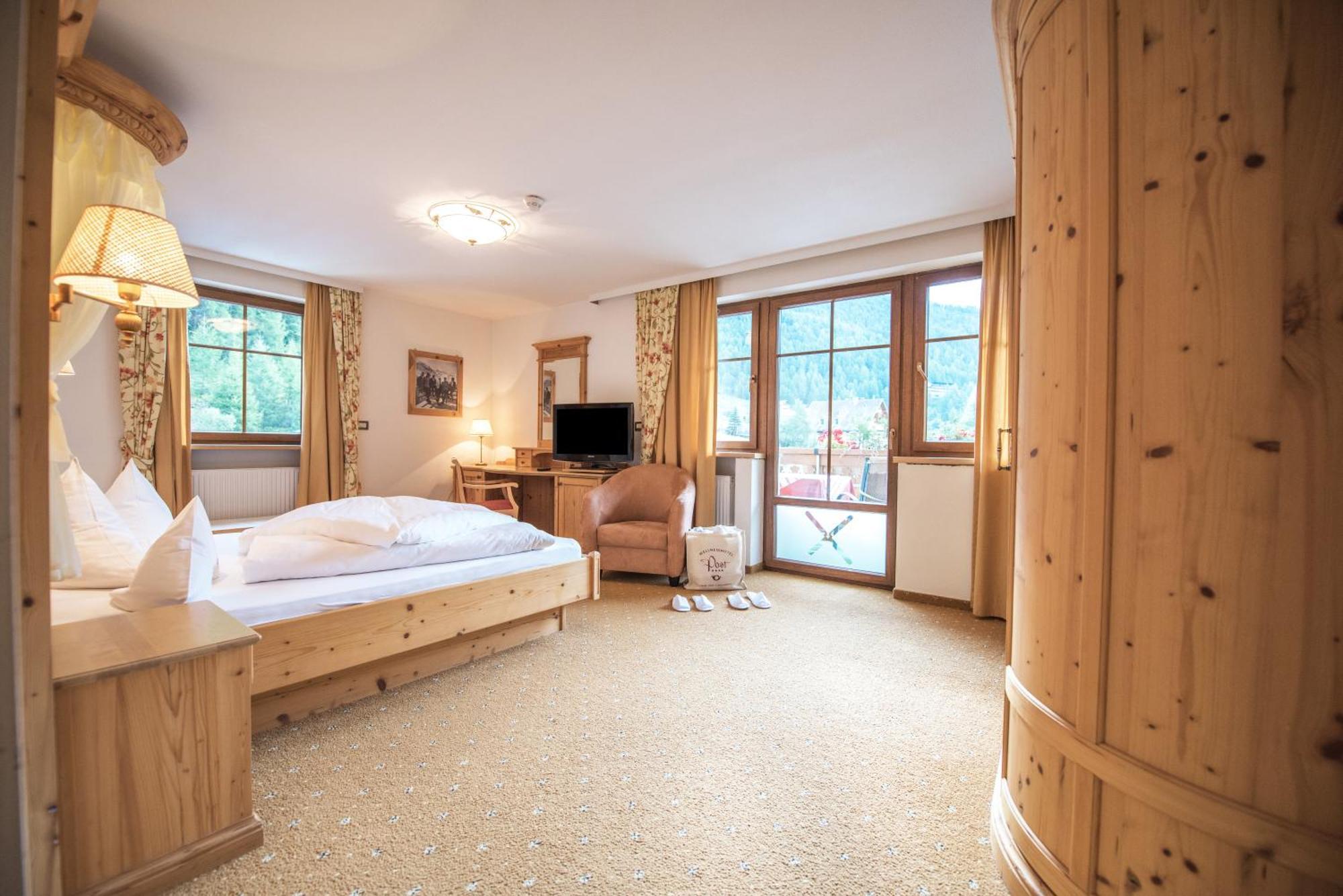 Familiensuite mit Balkon