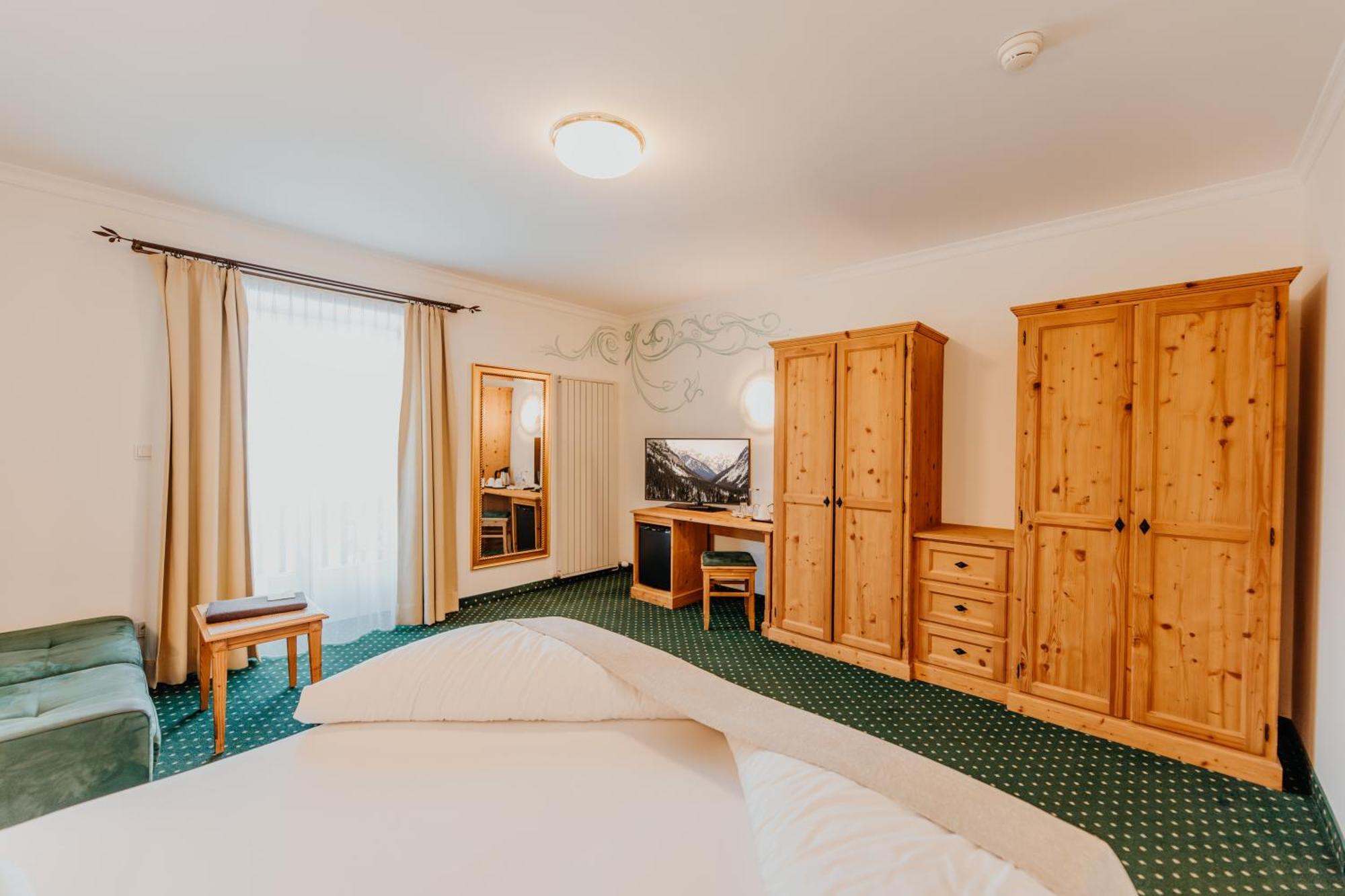 Comfort Doppelzimmer mit Bergblick und einem Balkon
