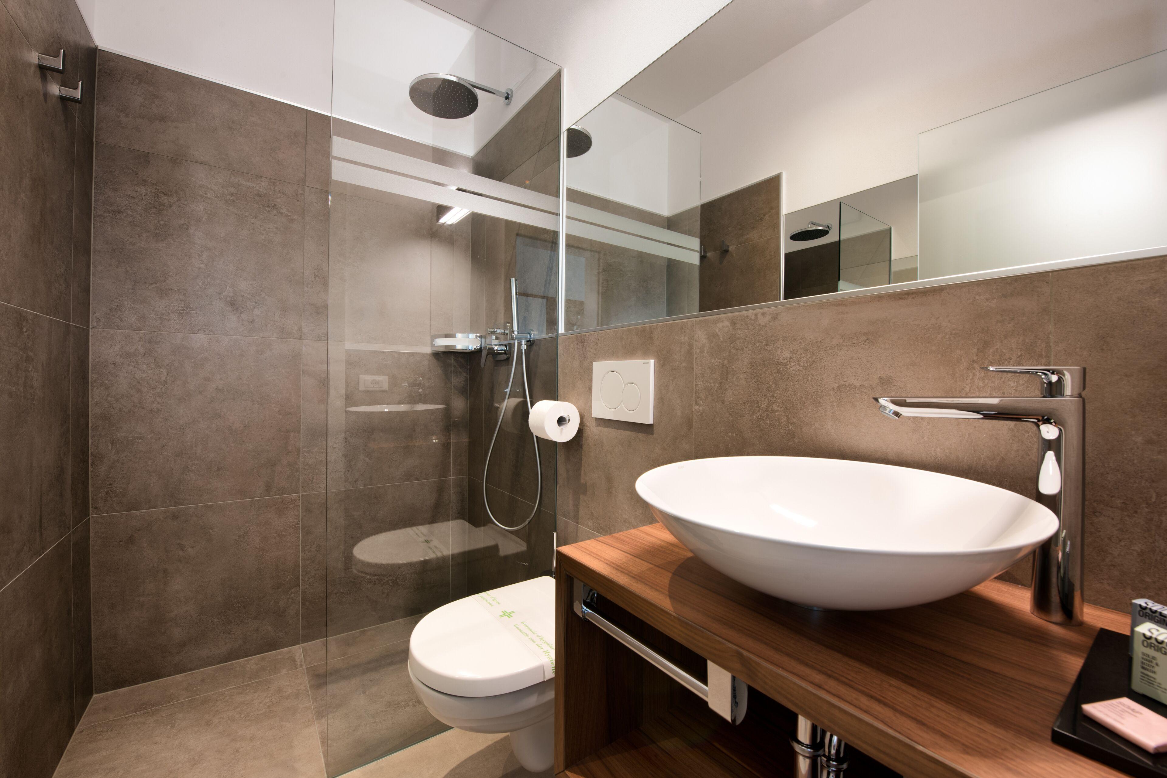 Standard Single Room,1614350316:JPEG