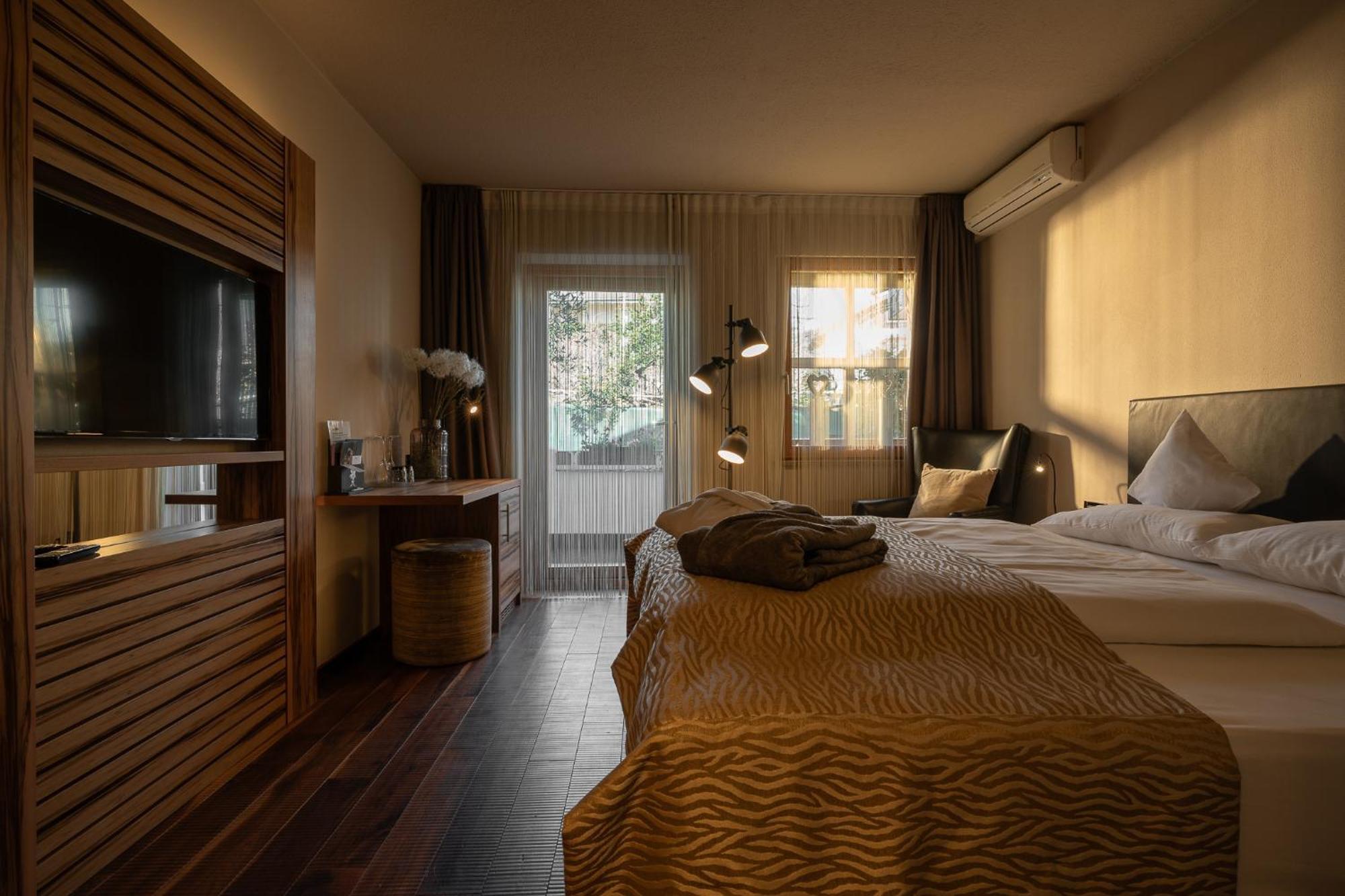 Double or Twin Room Balcony