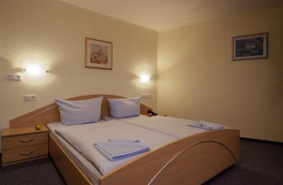 Doppelzimmer mit Balkon
