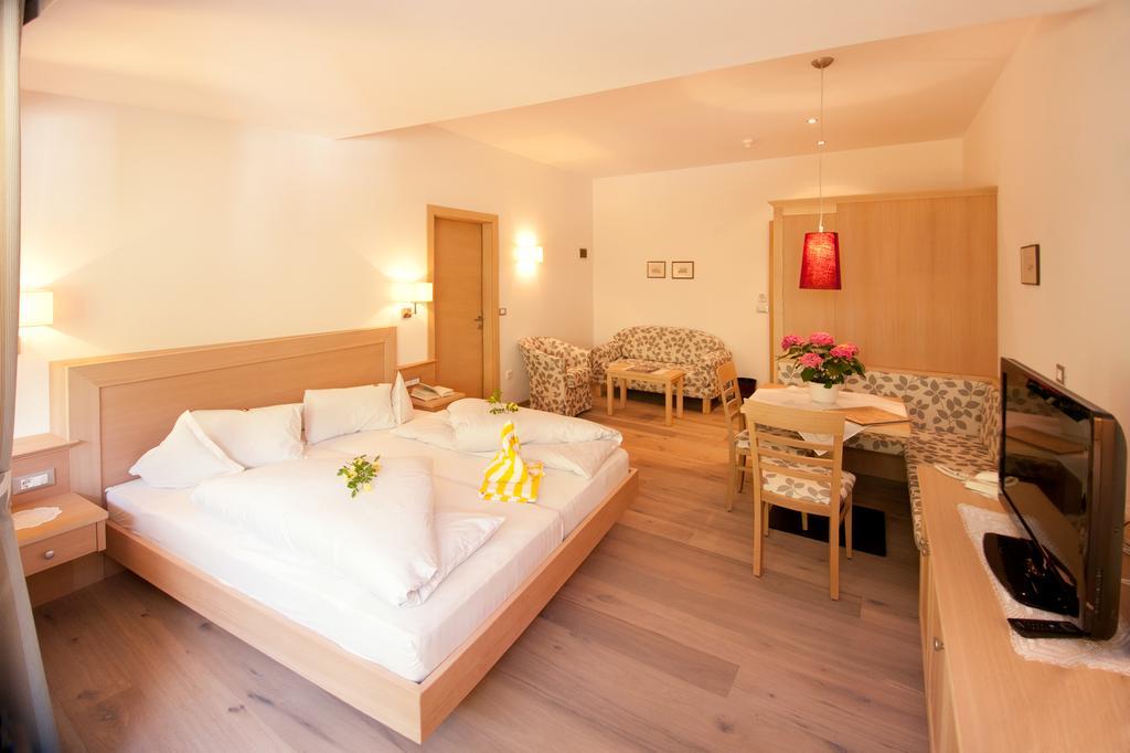 Standard Doppelzimmer mit Balkon