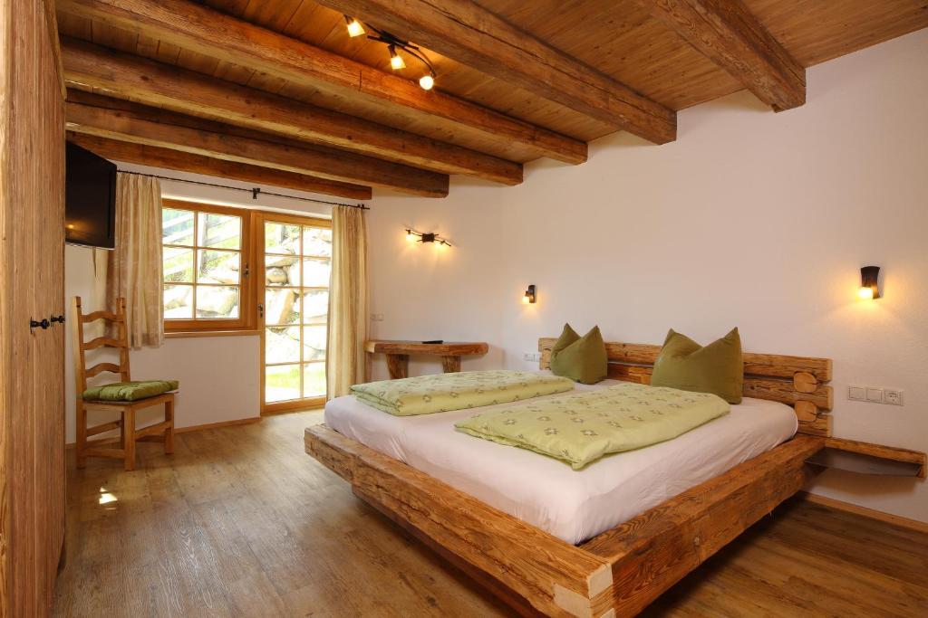 Chalet,51583774:JPEG