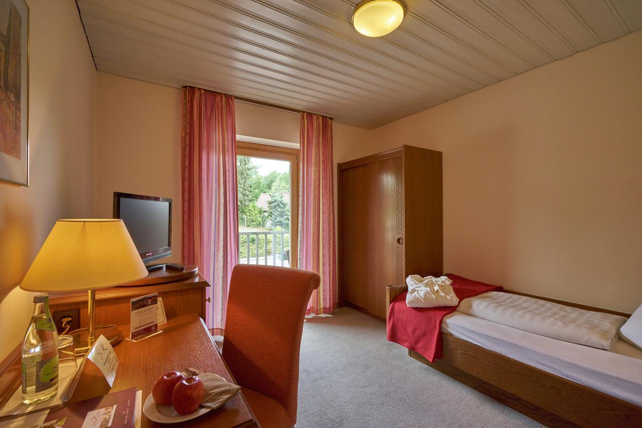 Standard Single Room,660537834:JPEG
