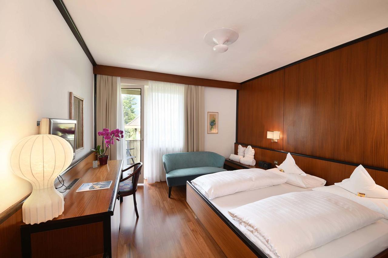 Double Room - South Facing with Balcony,806952573:JPEG