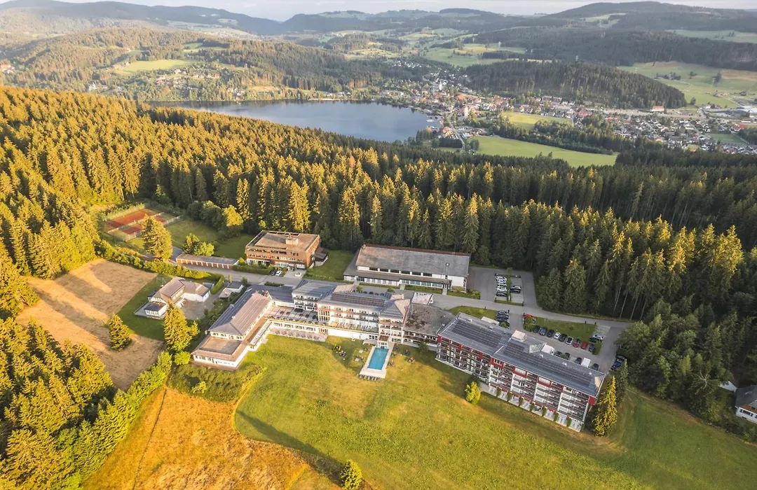 Schwarzwald Wellnesshotel SAIGERHÖH I Spa Golf&Wandern über dem Titisee-1