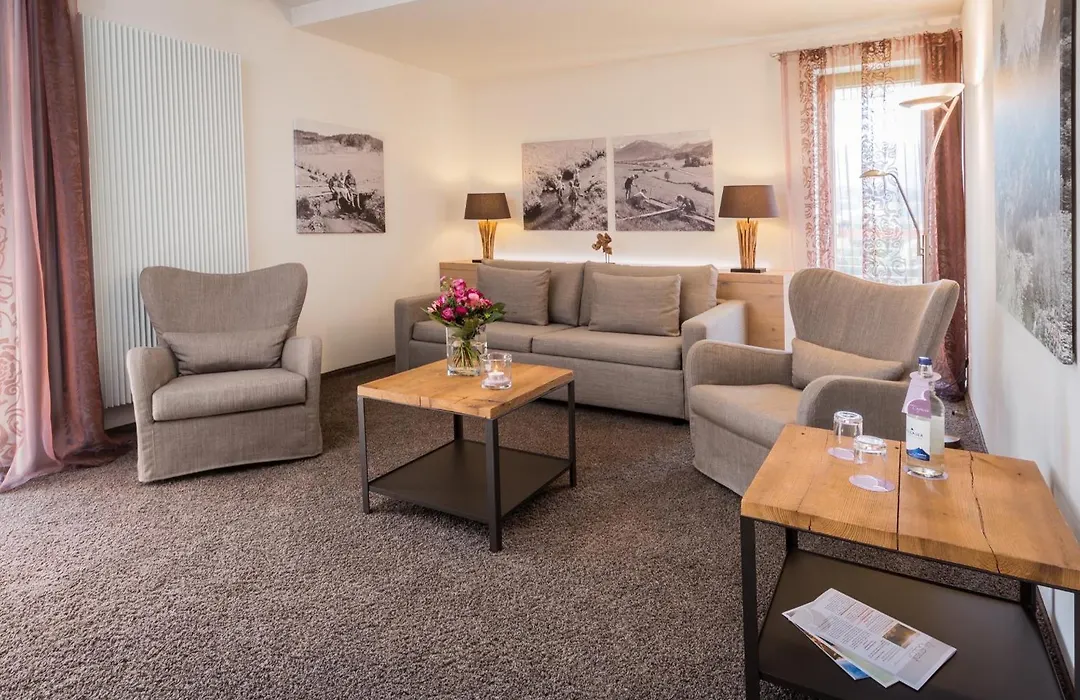 Hotel Exquisit-1