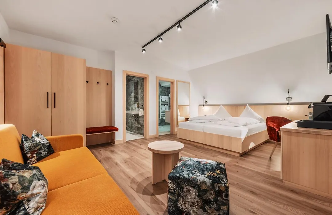 Hotel Dominic-1