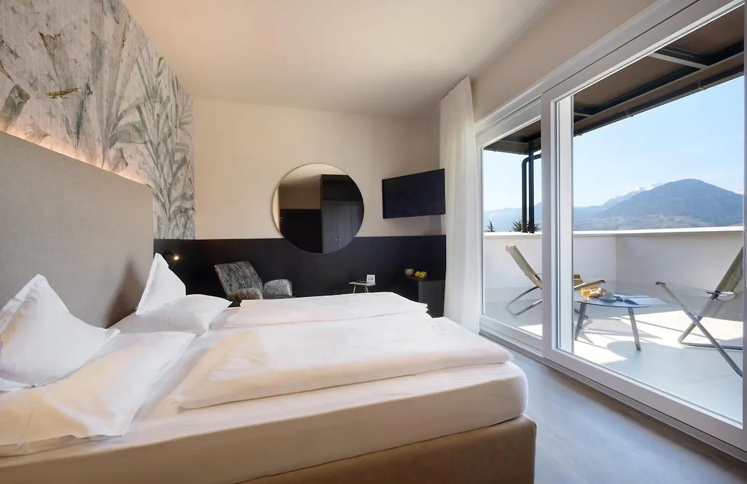 Hotel Ladurner-1