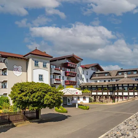 Natur- und Wohlfühlhotel Kastenholz-3