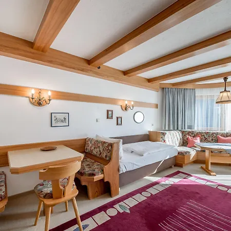 Apart Hotel Garni Wieser-3