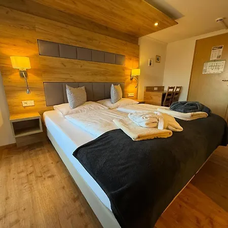 Kur- und Wellnesshotel Waldruh-3