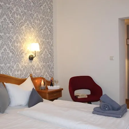 Ferien- und Wellnesshotel Waldfrieden-3