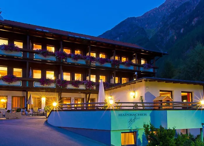 Hotel Garni Hainbacherhof Sölden